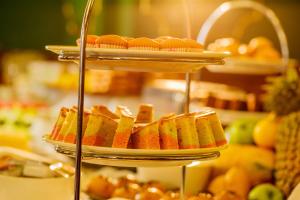 Makanan di atau berdekatan hotel