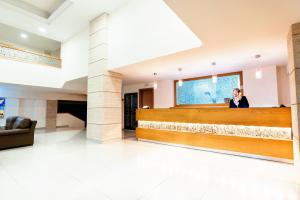 Lobby alebo recepcia v ubytovaní Hotel Riviera + 37 fotografií