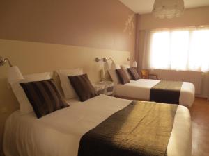 Afbeelding uit fotogalerij van Logis L'Auberge du Gros in Silly-sur-Nied +19 foto's