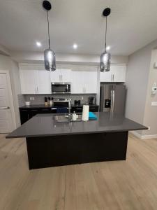 Kuhinja oz. manjša kuhinja v nastanitvi 4 Bedroom Duplex house