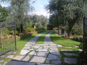 Vonkajšia záhrada v ubytovaní Villa dei Fiori