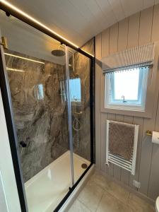 Ένα μπάνιο στο Ewes Rest Shepherds Hut
