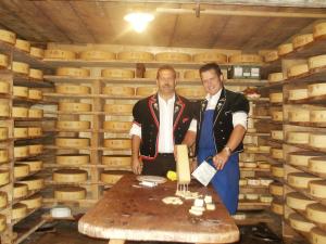 Επισκέπτες που μένουν στο Hotel Blümlisalp