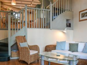 พื้นที่นั่งเล่นของ Millstream - Uk1532