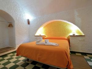 Gallery image of Vintage Cave House in Guadix with Swimming Pool in Purullena