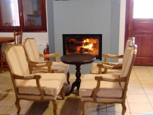 Predel za sedenje v nastanitvi Ilion Hotel