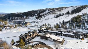 an aerial view of a ski resort in the snow at Apartment in Gautefall in Drangedal