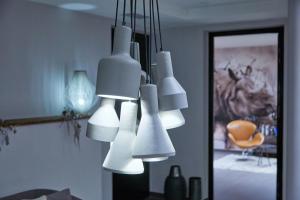 TWO TIMEZ - Boutique Hotel - with AC客房内的一张或多张床位