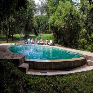 Bazén v ubytování Sekenani Camp Maasai Mara nebo v jeho okolí