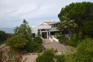 Galeriebild der Unterkunft Villaggio Pineta Petto Bianco in Capo Vaticano