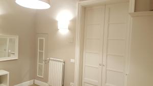 A bathroom at Scala Suite