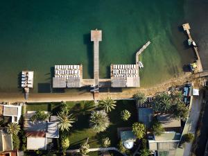 an overhead view of the beach and the ocean at Flamm in Golturkbuku