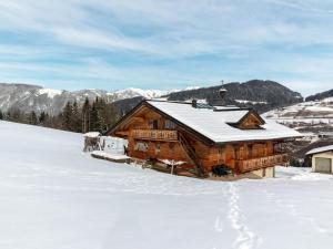 Mansion in Eben near Ski Salzburger Sportwelt v zimě