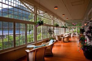 Restaurace v ubytování Lake Crescent Lodge