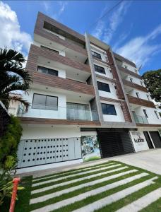 a building with stairs in front of it at Departamento completo en zona Turística de Santa Cruz in Santa Cruz de la Sierra