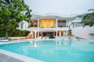 Gallery image of Pure Sunset Beach - Studio with Green Balcony in Na Jomtien