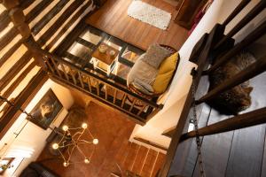 an overhead view of a living room with a couch at Pod jednou střechou in Libošovice