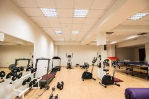 Fitness centrum a/nebo fitness zařízení v ubytování Nefeli Hotel