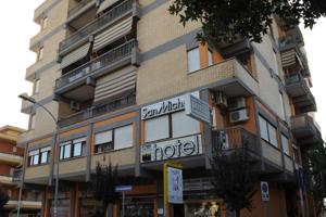 Budova, kde se hotel nachází