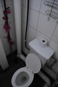 Ein Badezimmer in der Unterkunft Borneo Sweet Guesthouse