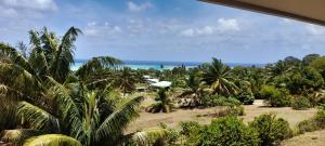 a view of the ocean from a resort at Reureu Ocean Vistas in Arutanga