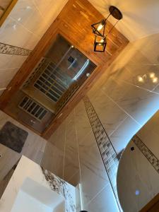 an overhead view of a bathroom with a ceiling at propiedad para pasarla bien in La Grúa +35 photos