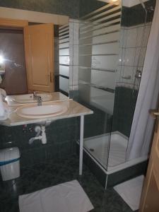 Ванная комната в Platan Hotel