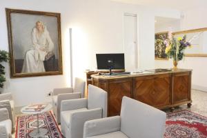TV a/nebo společenská místnost v ubytování Hotel San Zulian