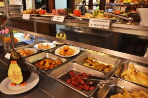 Comida no hotel ou em algum lugar perto