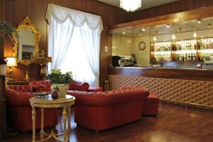Lounge nebo bar v ubytování Hotel Continentale