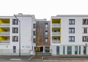 an image of an apartment building at Zenao Appart'hôtels Strasbourg in Strasbourg