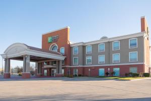 a rendering of a hotel with a parking lot at Holiday Inn Express Hotel & Suites Gainesville by IHG in Gainesville