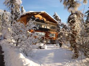 
Pension Casa Selva im Winter
