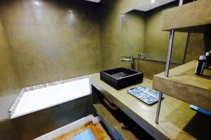 Billede fra billedgalleriet på Superbe T3 duplex parking privé gratuit sur place i Bordeaux + 8 billeder