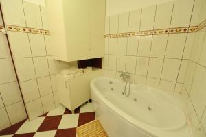 Koupelna v ubytování Toldi Apartments Pécs