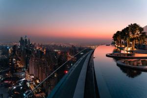 a view of the chicago river at dusk at Address Beach Resort in Dubai