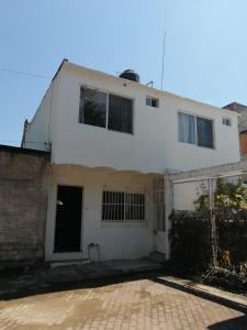 Gallery image of Bungalow Josefina flores in Lo de Marcos