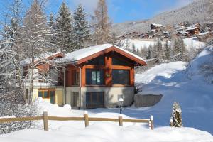 겨울의 Chalet du Chef