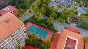 an overhead view of a house with a swimming pool at Barceló Puerto Vallarta - All Inclusive in Puerto Vallarta