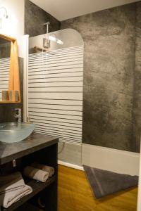 Koupelna v ubytování La Chabane + 9 fotografií