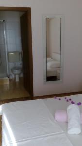 Koupelna v ubytování Apartments Katarina