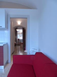 A bed or beds in a room at Between Termini & Colosseo