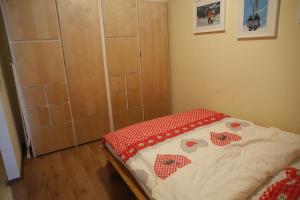 Ένα ή περισσότερα κρεβάτια σε δωμάτιο στο Altenmarkter Hof