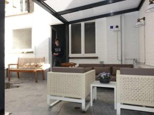Et sittehjørne på J and R Brussels City Apartment