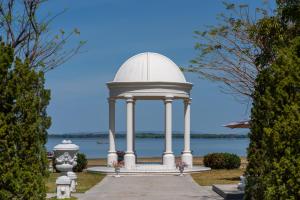 a gazebo in the middle of a park at Kaysorn Siri in Ban Kham Kom
