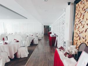 Restaurace v ubytování RELC International Hotel