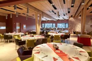 Restaurace v ubytování Studio Apartment 134B