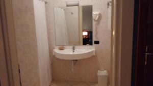 Vannituba majutusasutuses Hotel Cavour