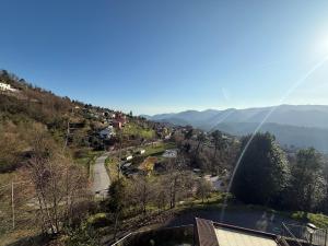 a view of a valley with a waterfall at Il Filo di Arianna 2 in Polverara