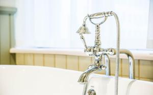 Kupatilo u objektu Antonius Hotel